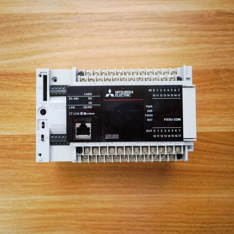 ����FX5U����ܛ���ς���ݳ����Ѹ㶨